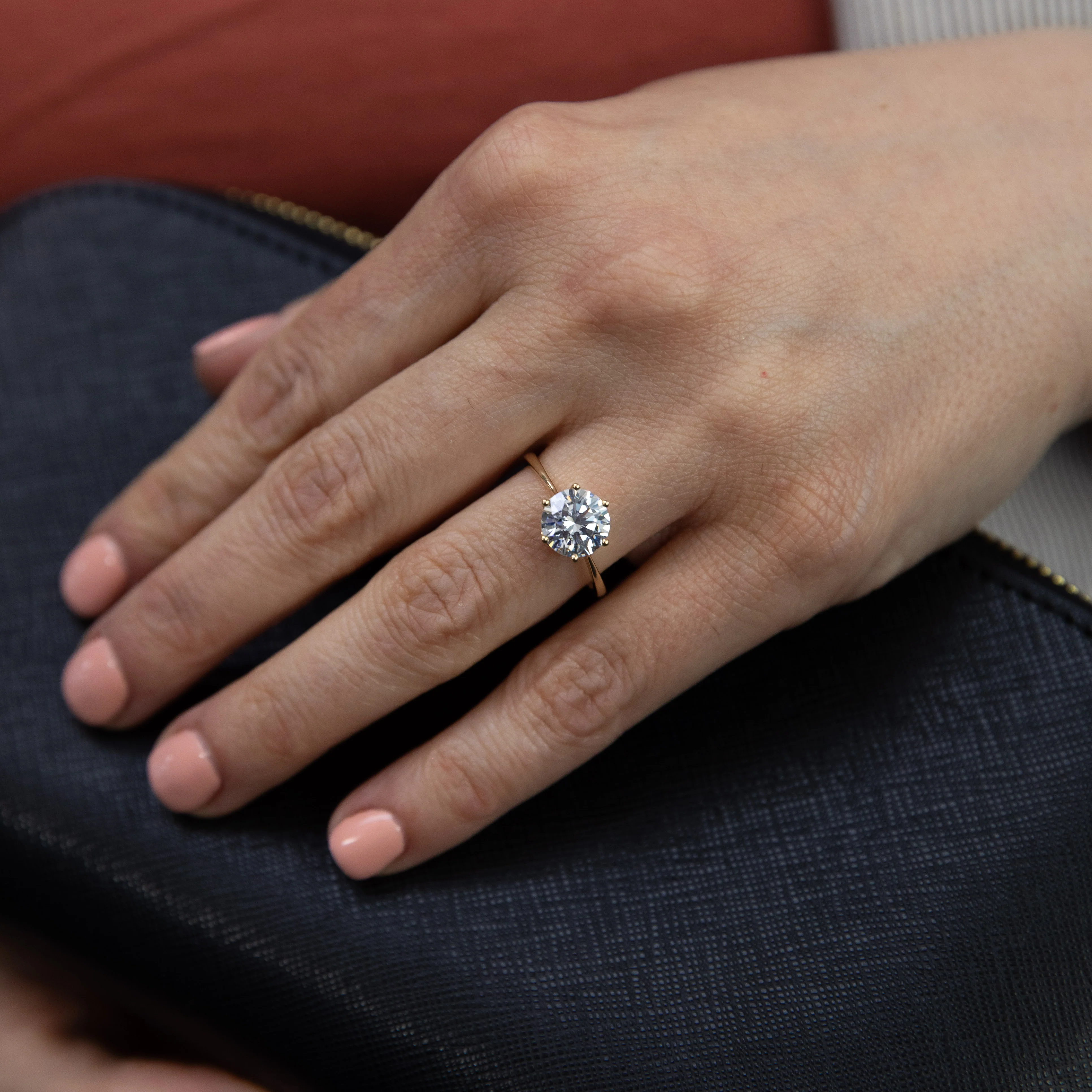 Cubic Zirconia 6 Claw Solitaire Ring in 9ct Yellow Gold - Image 4
