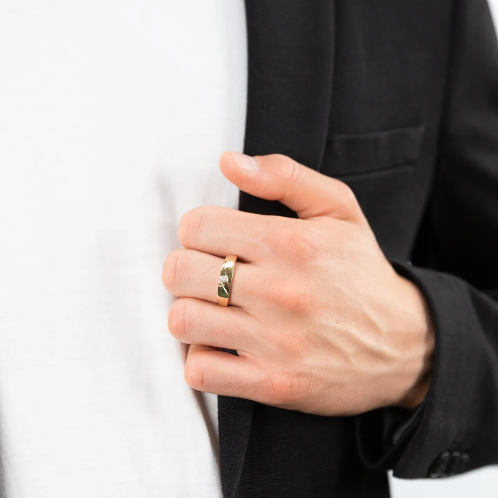Cubic Zirconia Gents Ring in 9ct Yellow Gold - Image 3