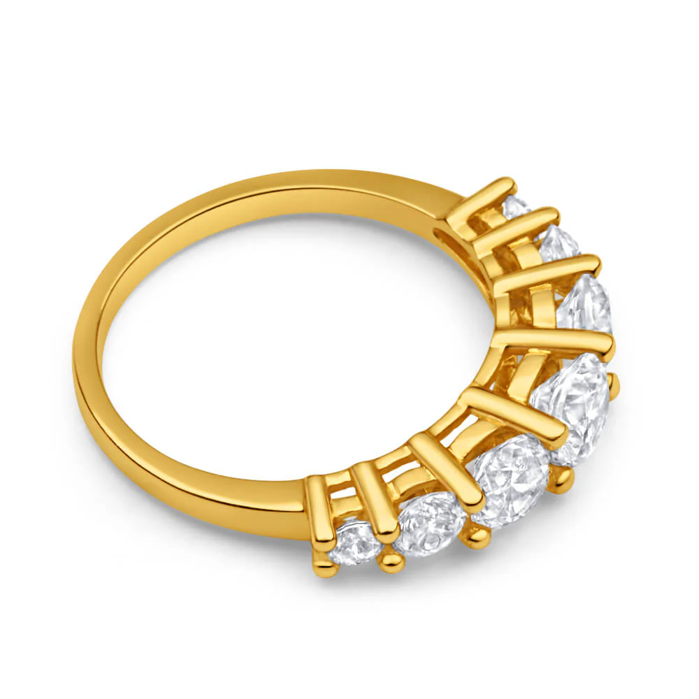 Cubic Zirconia Graduated 7 Stone Ring in 9ct Yellow Gold - Image 2