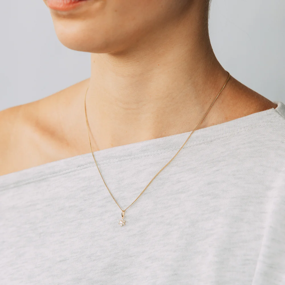 Cubic Zirconia Pendant in 9ct Yellow Gold - Image 3