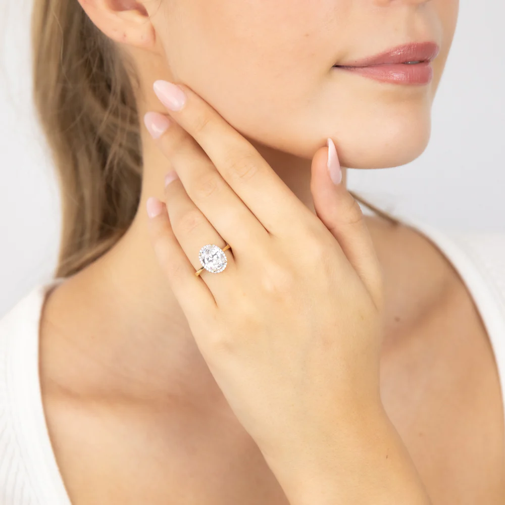 Cubic Zirconia Ring in 9ct Yellow Gold - Image 3