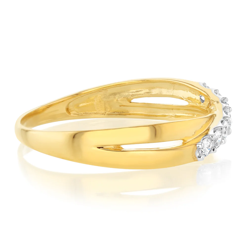 Cubic Zirconia Ring in 9ct Yellow Gold - Image 2