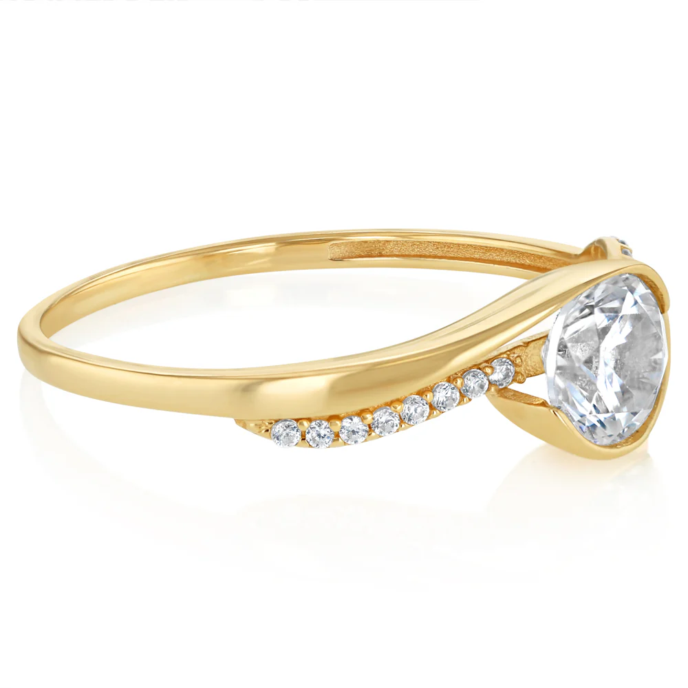 Cubic Zirconia Ring in 9ct Yellow Gold - Image 2