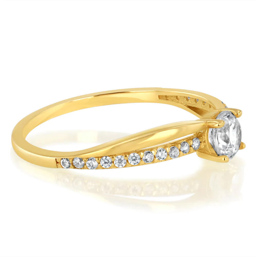 Cubic Zirconia Ring in 9ct Yellow Gold - Image 2