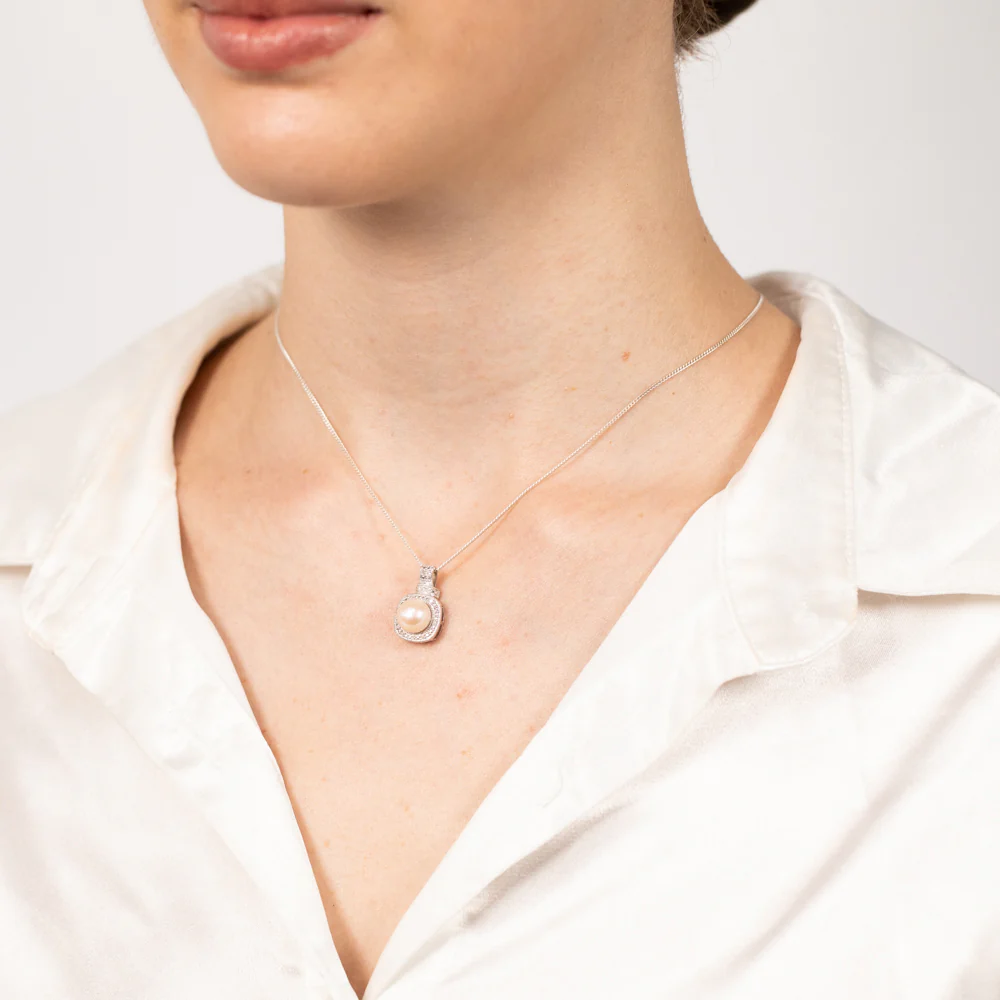 Cultured Pearl & 05Pts Diamond Pendant In Sterling Silver - Image 2