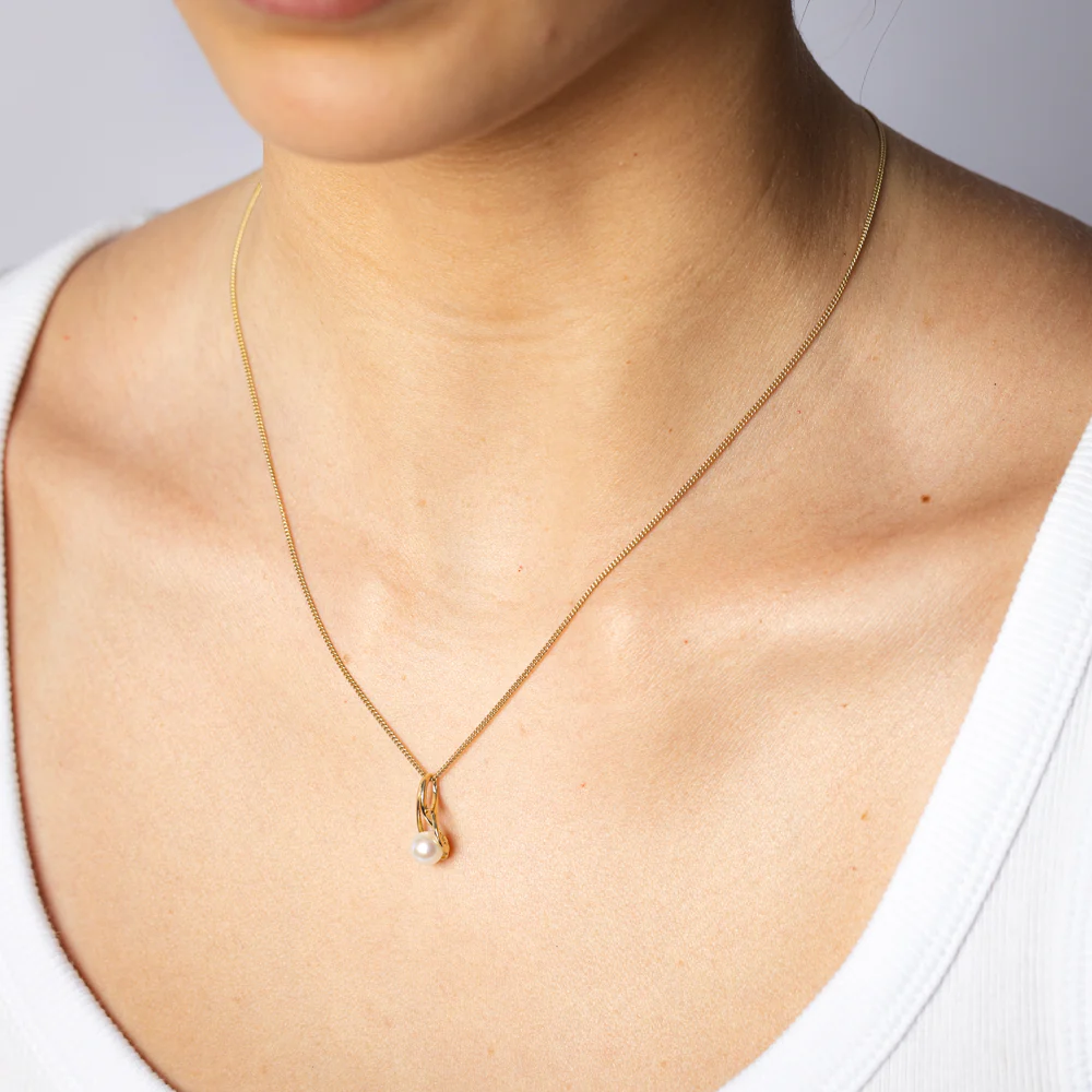 Cultured Pearl Pendant in 9ct Yellow Gold - Image 2