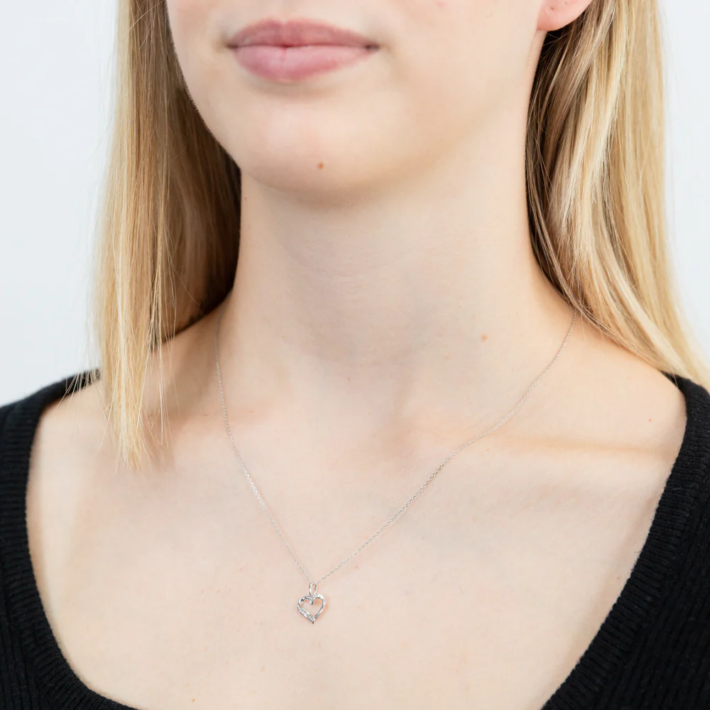 Diamond Heart Pendant on 45cm Chain in 9ct White Gold - Image 2