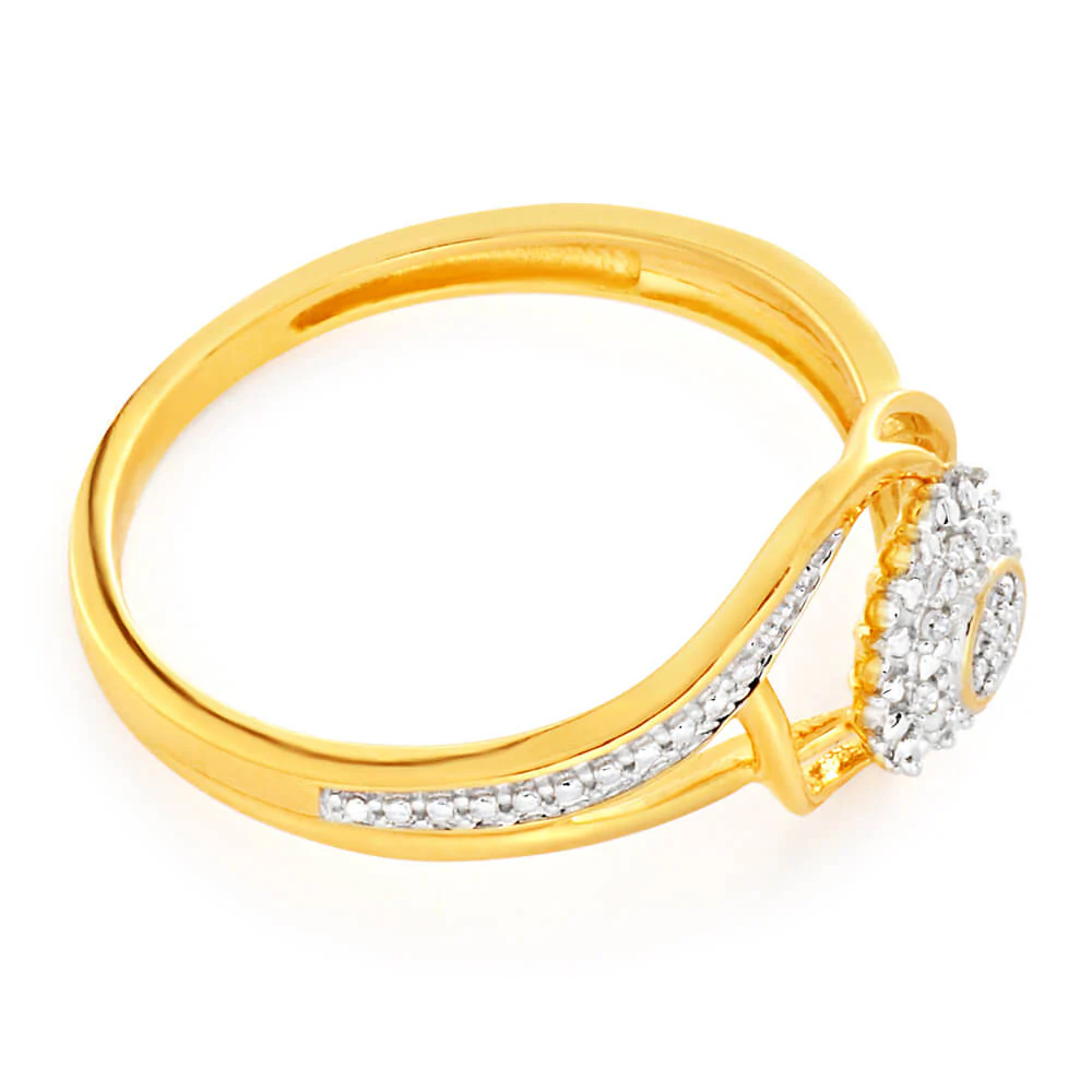 Diamond Ring Set with 15 Stunning Brilliant Diamonds in 9ct Yellow Gold - Image 2