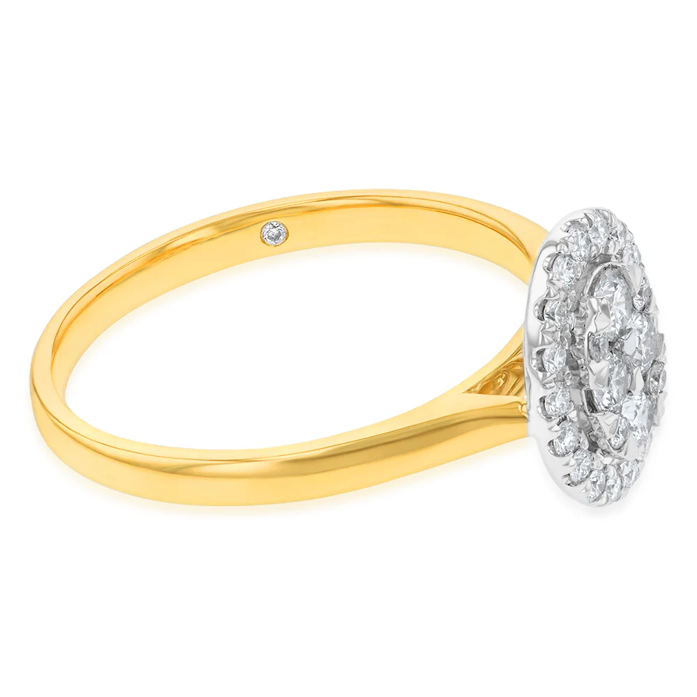 Flawless 1/2 carat  9ct Oval Yellow & White Gold Diamond Ring - Image 3
