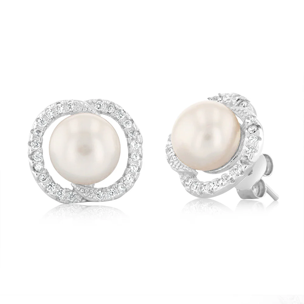 Freshwater Pearl and Zirconia Earrings and Pendant Gift Boxed Set. - Image 3