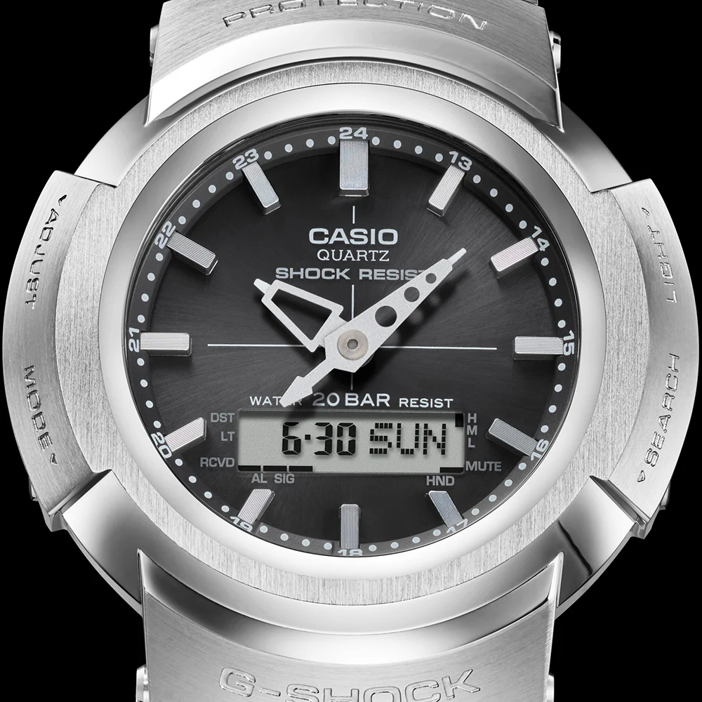 G-Shock Full Metal AWM500D-1A Solar - Image 3
