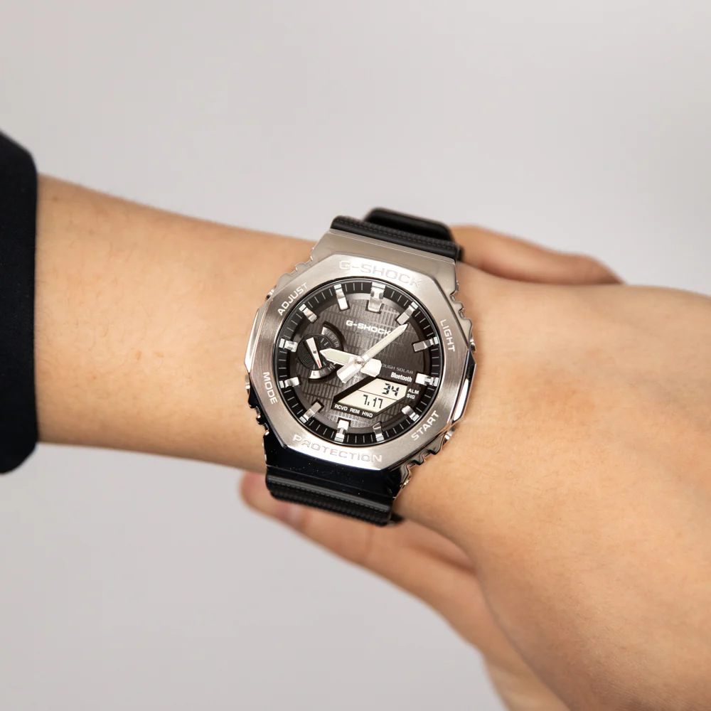 G-Shock GBM2100-1A Metal Covered Bluetooth 'CasiOak' - Image 9