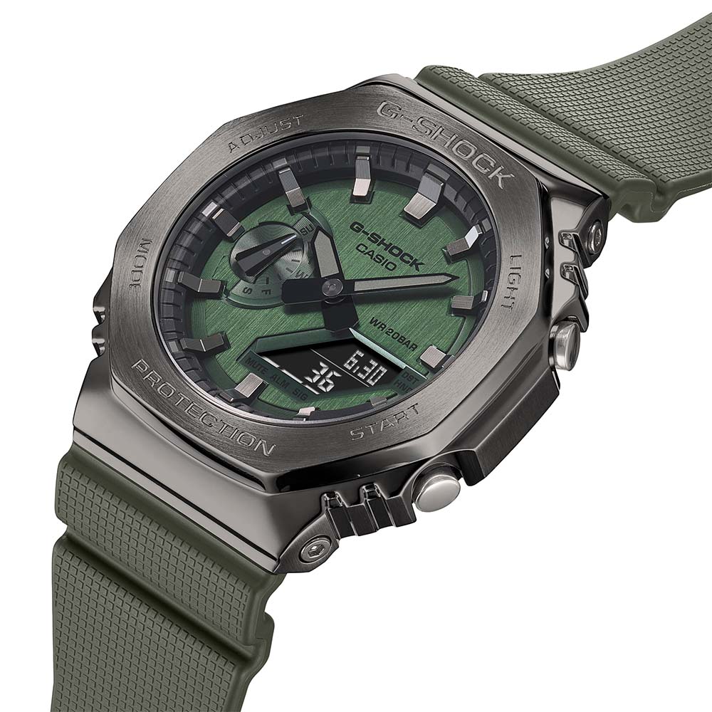 G-Shock GM2100B-3A Green Metal Covered 'CasiOak' - Image 4