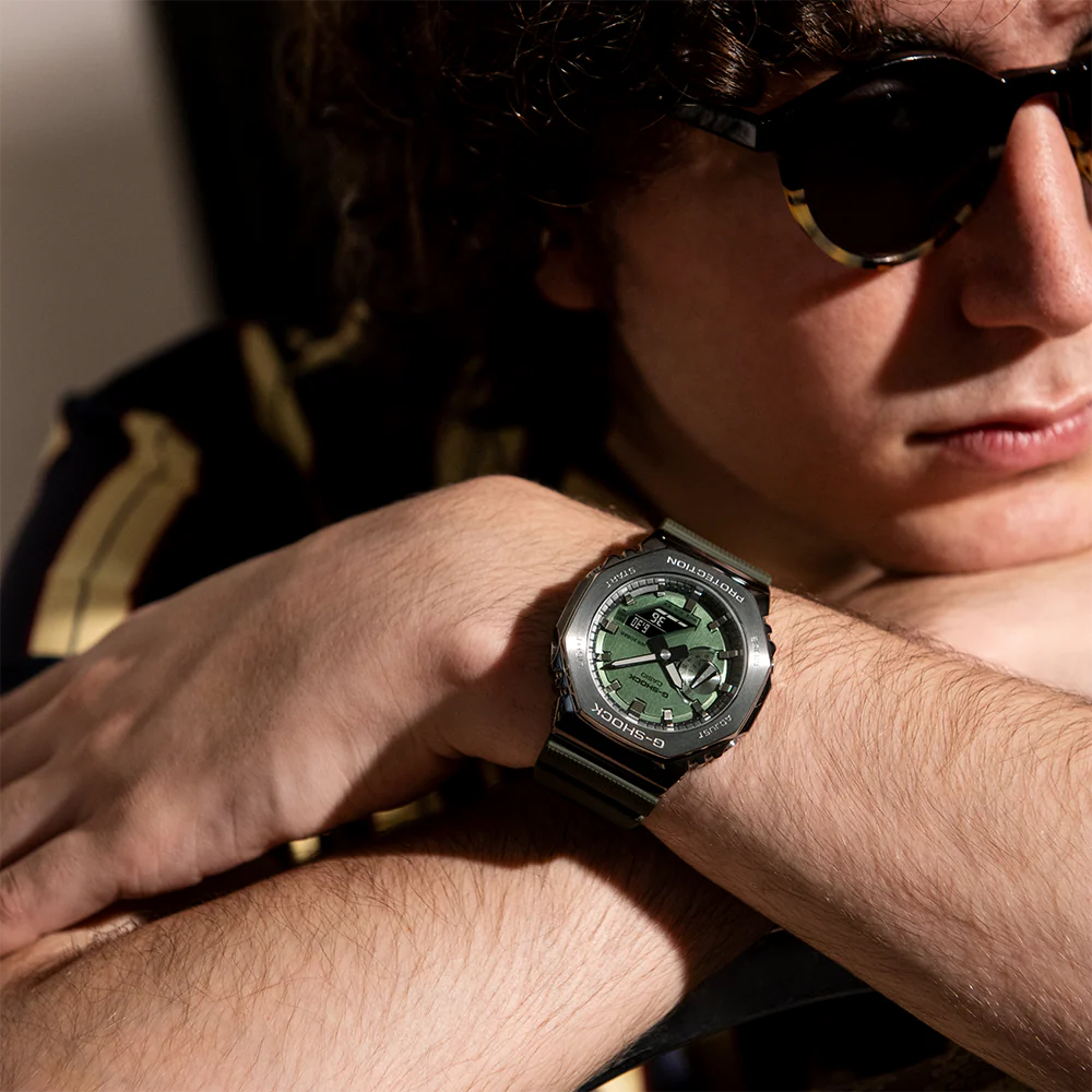G-Shock GM2100B-3A Green Metal Covered 'CasiOak' - Image 5