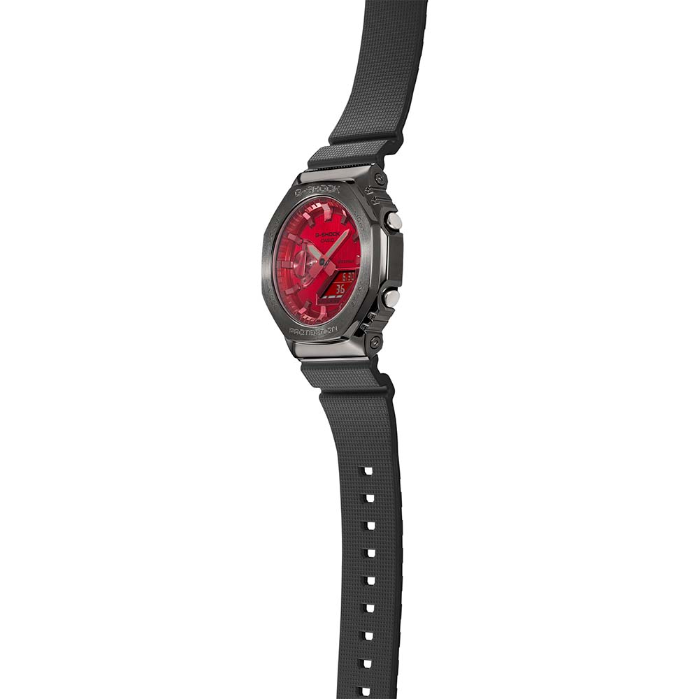 G-Shock GM2100B-4 Metal Covered 'CasiOak' - Image 3