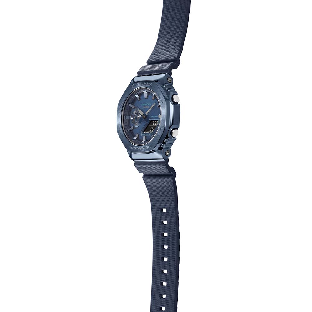 G-Shock GM2100N-2A Blue Metal Covered 'CasiOak' - Image 3