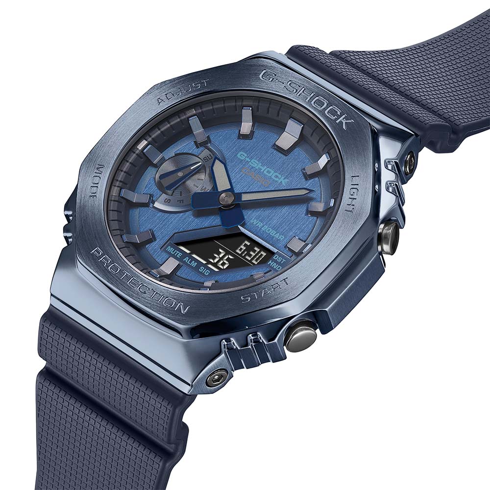 G-Shock GM2100N-2A Blue Metal Covered 'CasiOak' - Image 4