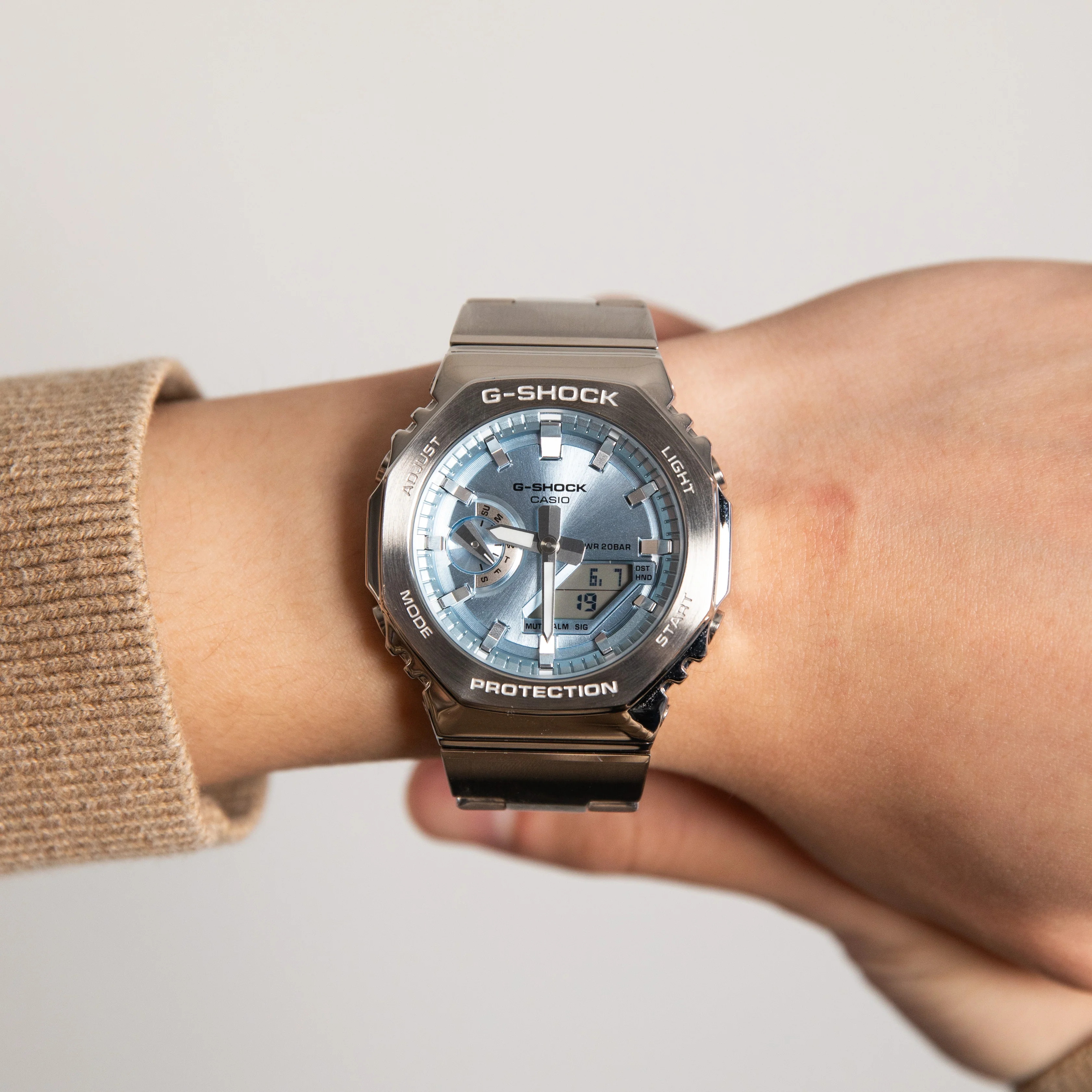 G-Shock GM2110D-2A G-Steel Metal Covered 'CasiOak' - Image 7