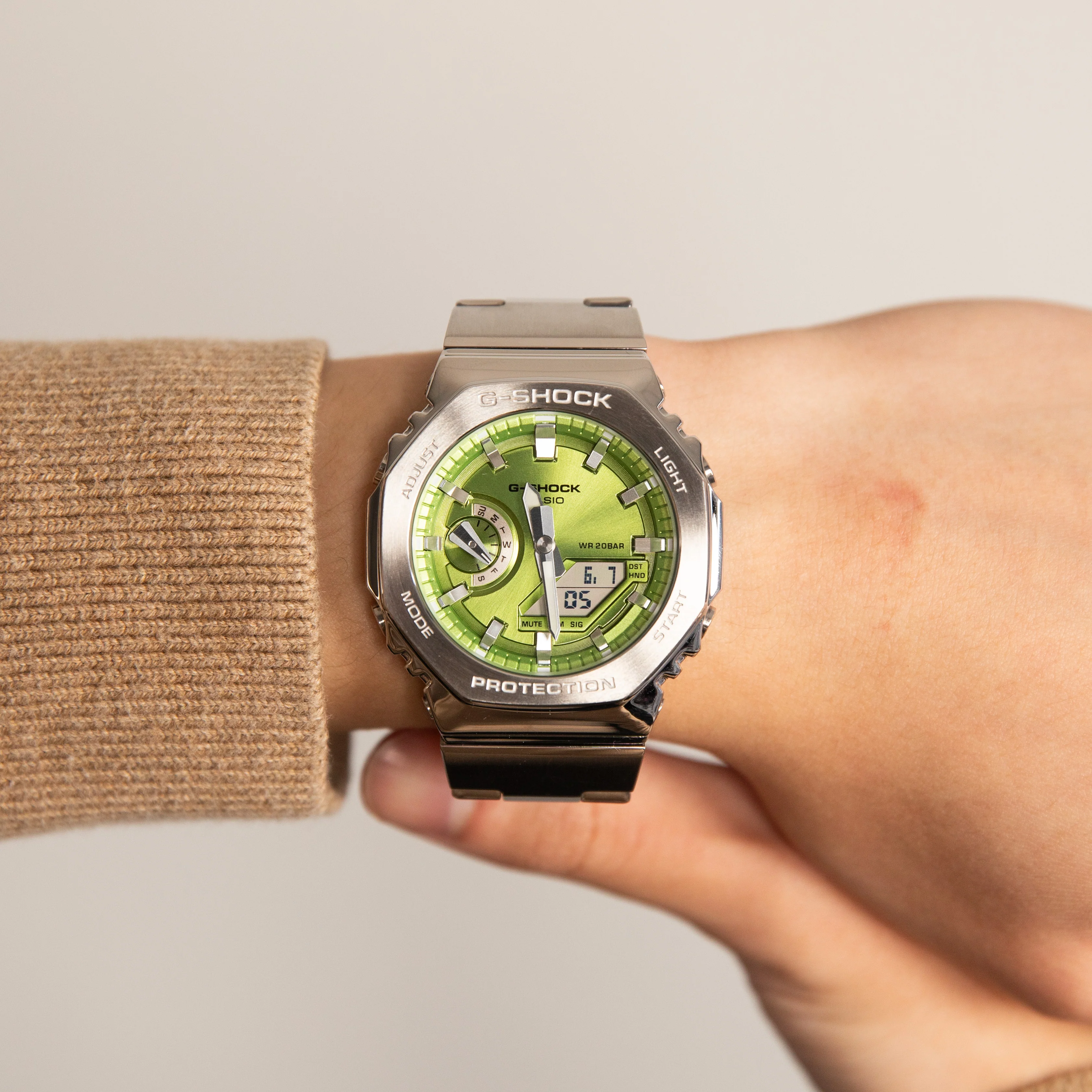 G-Shock GM2110D-3A G-Steel Metal Covered 'CasiOak' - Image 4