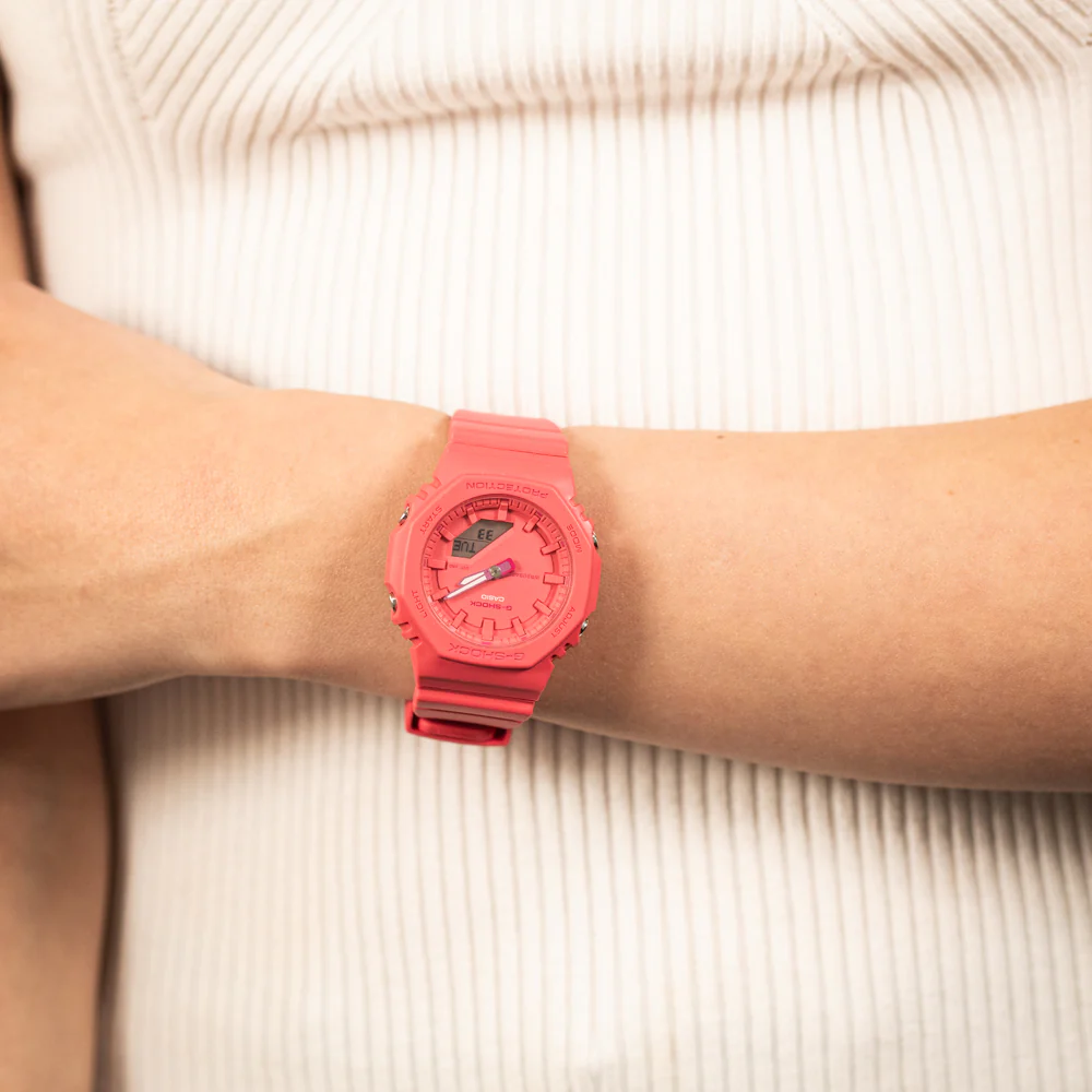 G-Shock GMAP2100-4A Itzy Tone-On-Tone Red Watch - Image 7