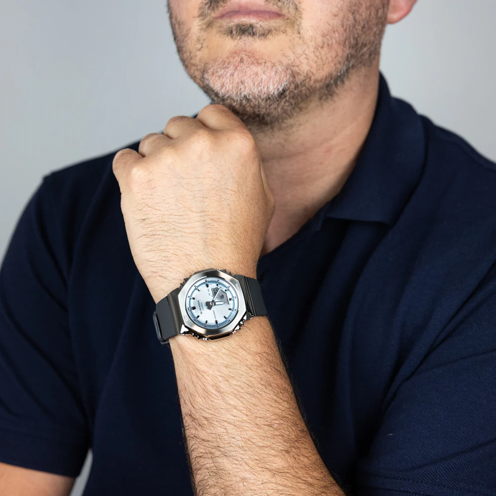 G-Shock GMS2110-2A Half Metal Covered - Image 6