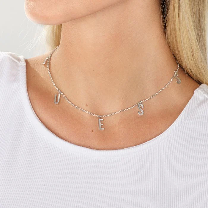 GUESS 15-17" Letters Charm Chain SST - Image 4
