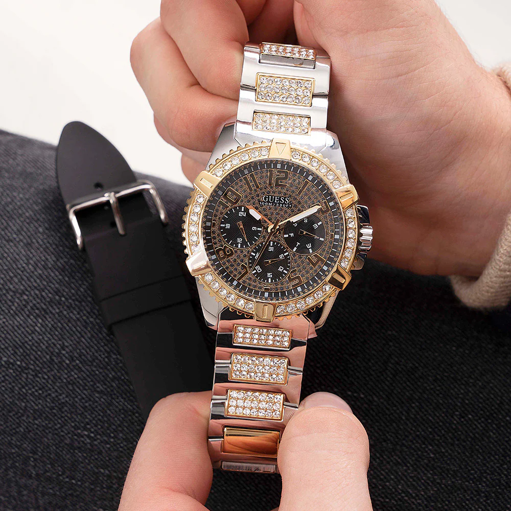 Guess GW0351G1 Frontier with Interchangeable Strap - Image 3
