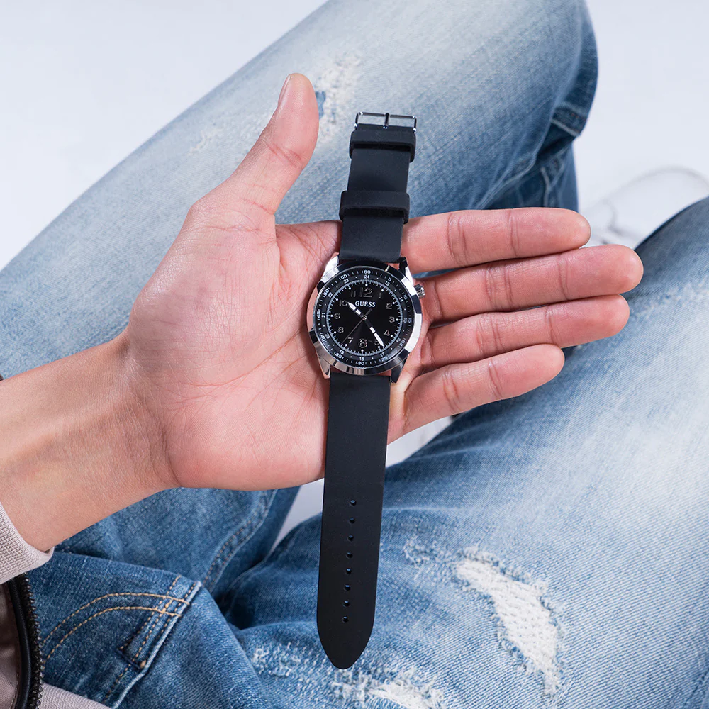 Guess GW0494G1 Max Black Silicone Mens Watch - Image 8