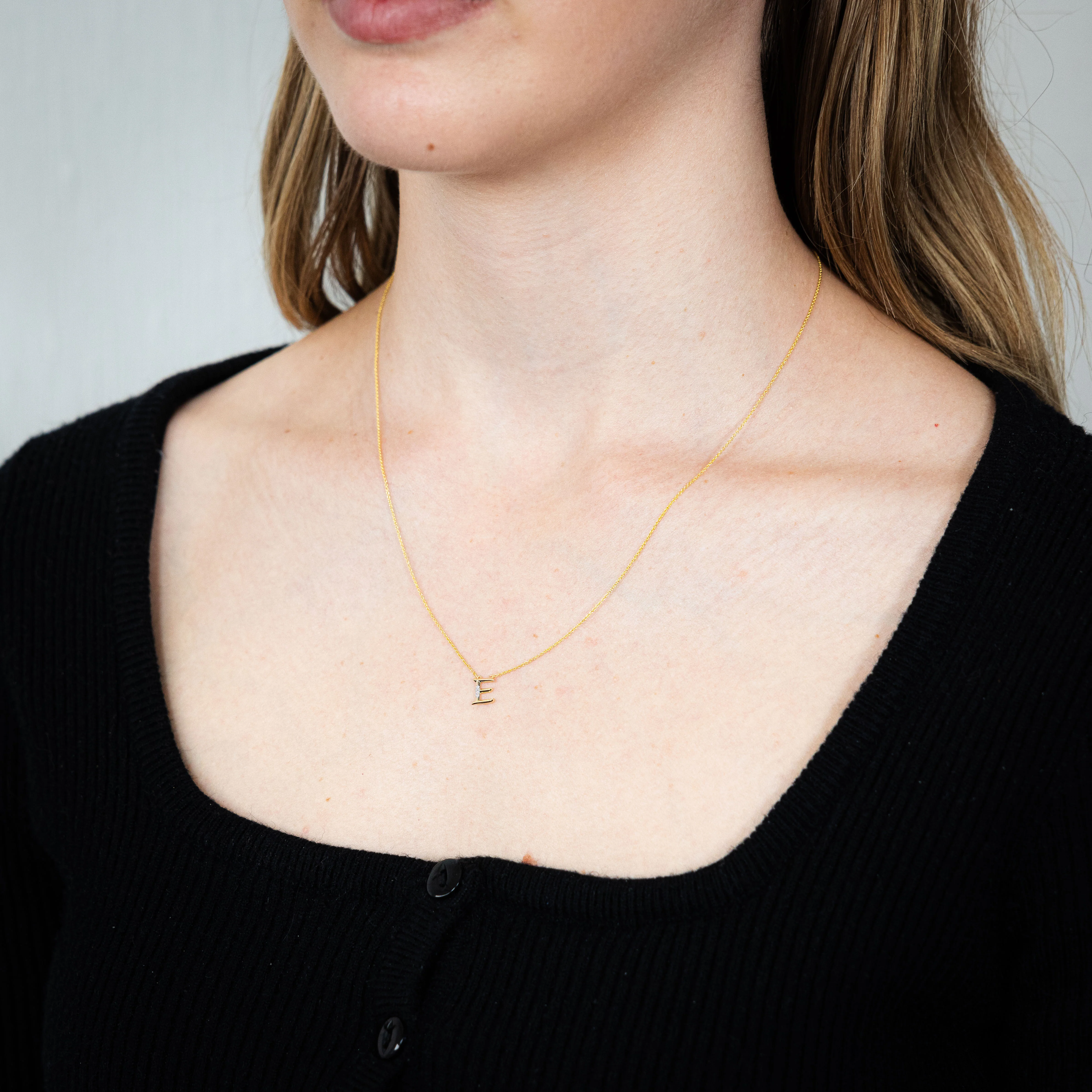 Initial E Diamond Pendant in 9ct Yellow Gold - Image 2