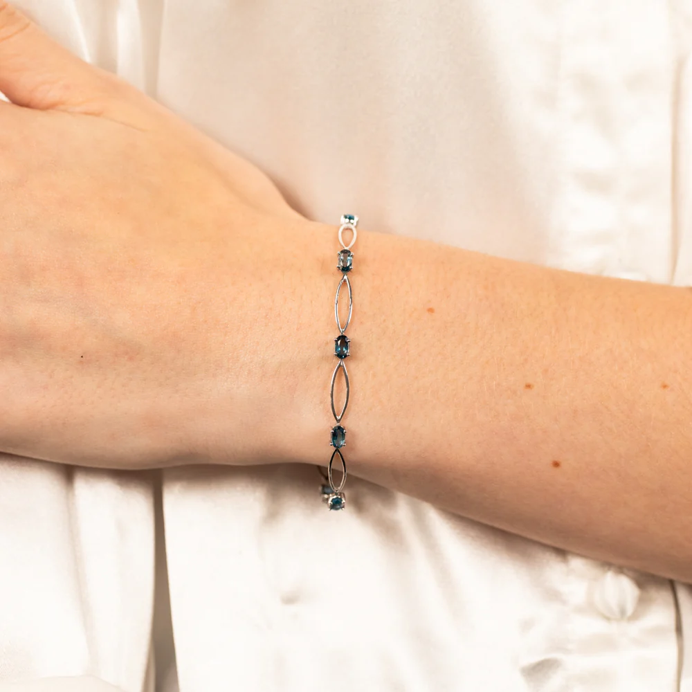 London Blue Topaz Bracelet in Sterling Silver - Image 3
