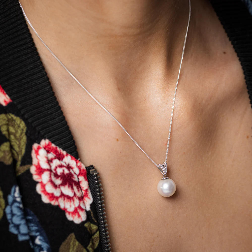 Luminesce Lab Grown 1/10 Carat Diamond and White South Sea Pearl Pendant on 45cm Chain in Sterling Silver - Image 2