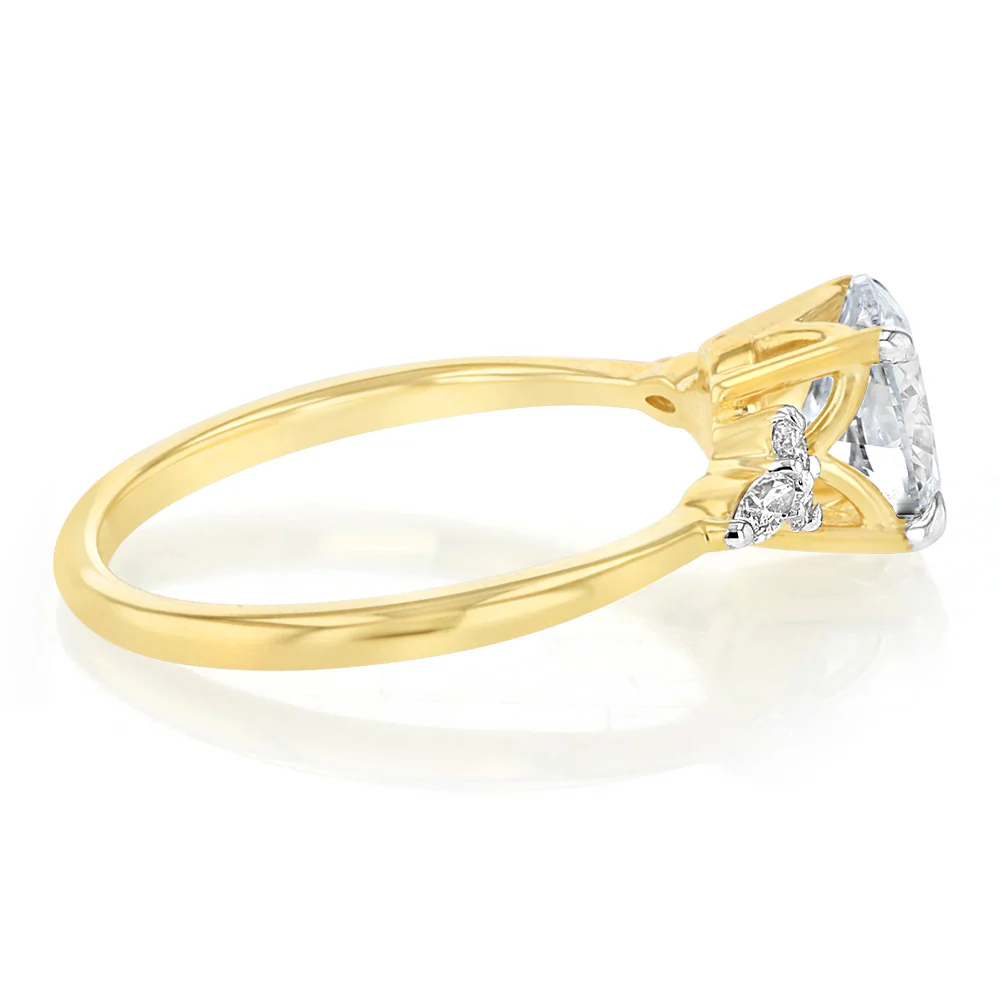 Luminesce Lab Grown 1.10 Carat Diamond Oval Ring in 9ct Yellow Gold - Image 2