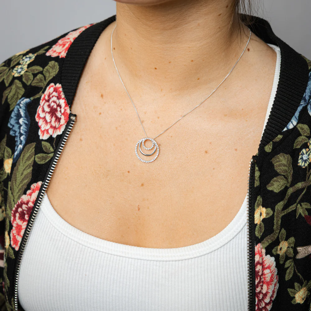 Luminesce Lab Grown 1/2 Carat Diamond Circle Pendant in 9ct White Gold - Image 2