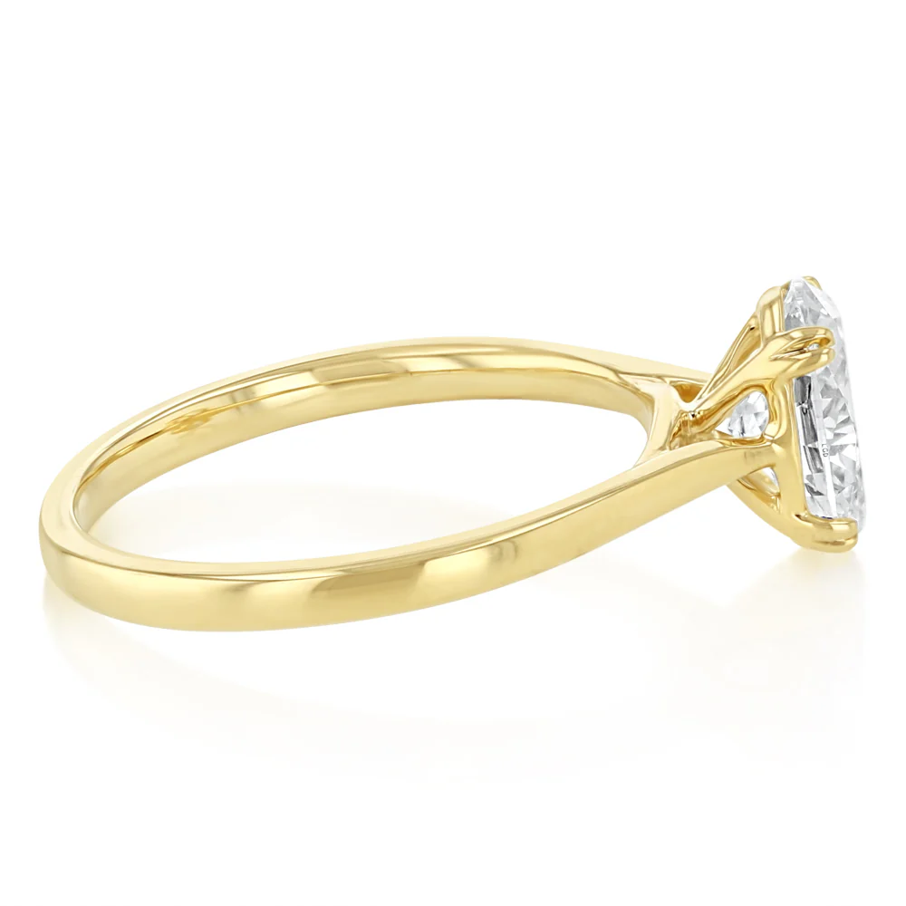 Luminesce Lab Grown 1.20 Carat Diamond Solitaire Oval Ring in 9ct Yellow Gold - Image 2