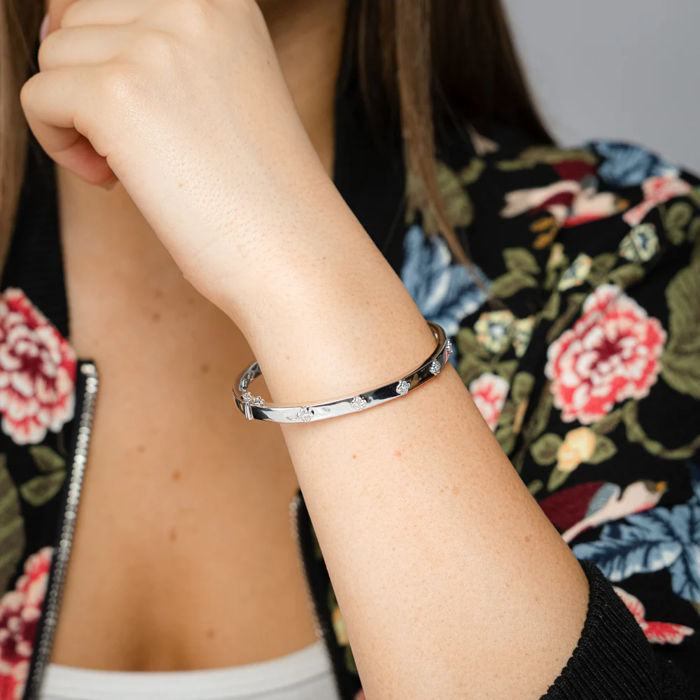 Luminesce Lab Grown 1/3 Carat Diamond Bangle in Sterling Silver - Image 3