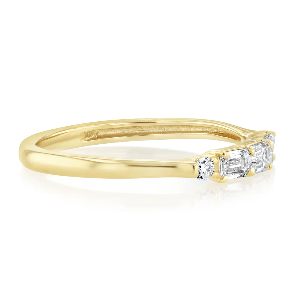 Luminesce Lab Grown 1/3 Carat Diamond Emerald Fancy Ring in 9ct Yellow Gold - Image 2