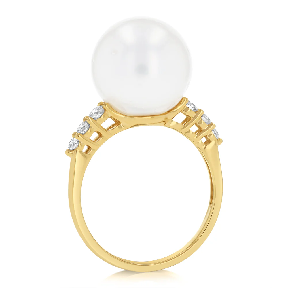 Luminesce Lab Grown 1/4 Carat Diamond and White South Sea Pearl Ring in 9ct Yellow Gold - Image 3