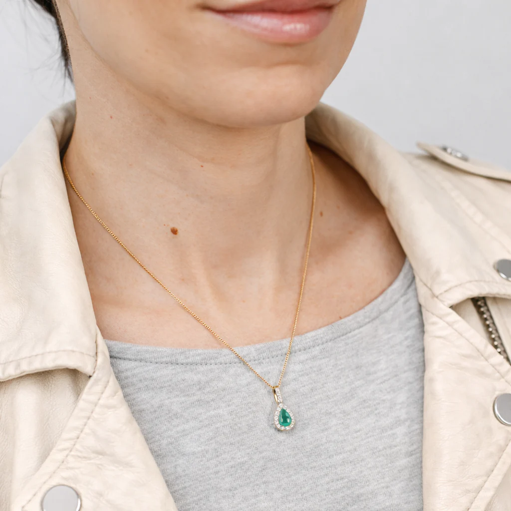 Luminesce Lab Grown 1/5 Carat Diamond and Natural Emerald Pendant in 9ct Yellow Gold - Image 2