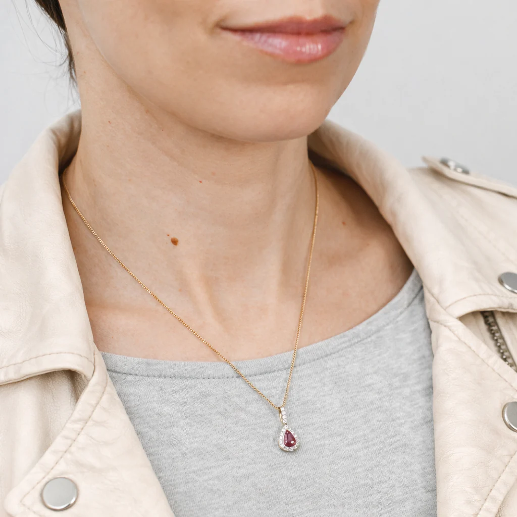 Luminesce Lab Grown 1/5 Carat Diamond and Natural Emerald Pendant in 9ct Yellow Gold - Image 2
