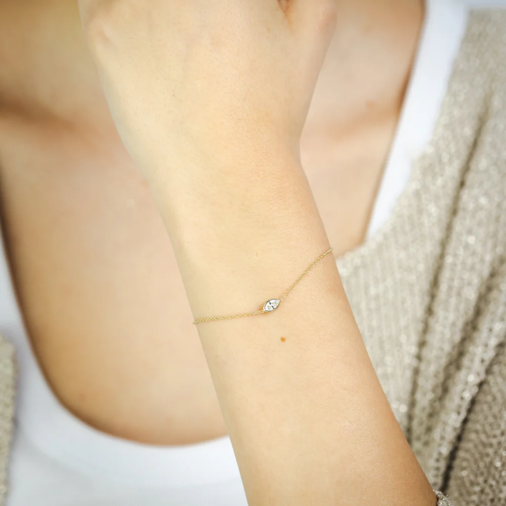 Luminesce Lab Grown 1/6 Carat Diamond Bracelet in 9ct Yellow Gold - Image 4
