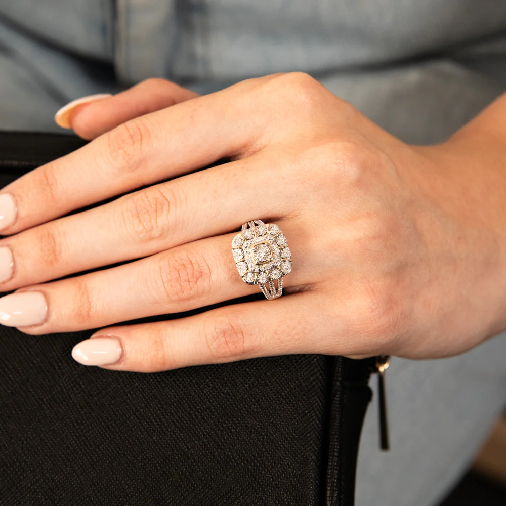 Luminesce Lab Grown 1/6 Carat Diamond Ring in 9ct Yellow Gold - Image 4