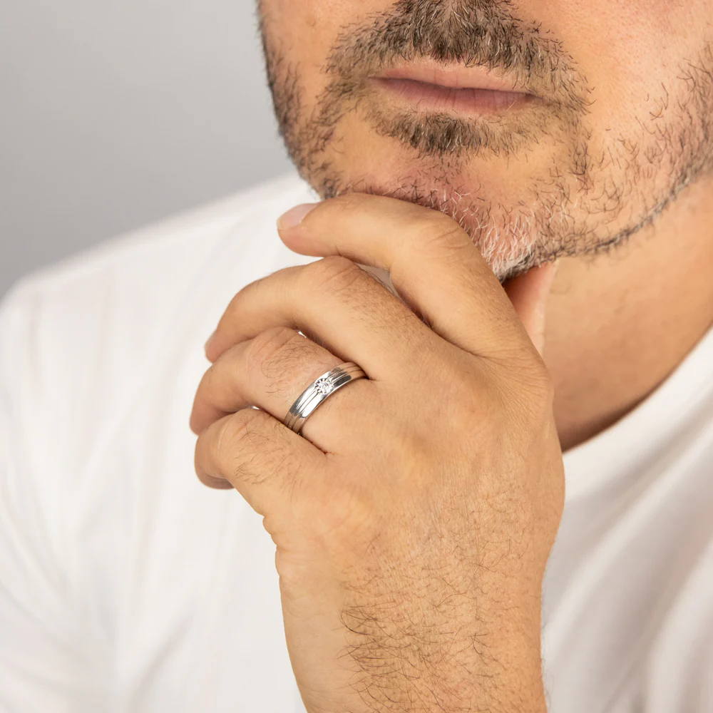 Luminesce Lab Grown 1 Brilliant Cut Diamond in Sterling Silver Gents Ring - Image 3