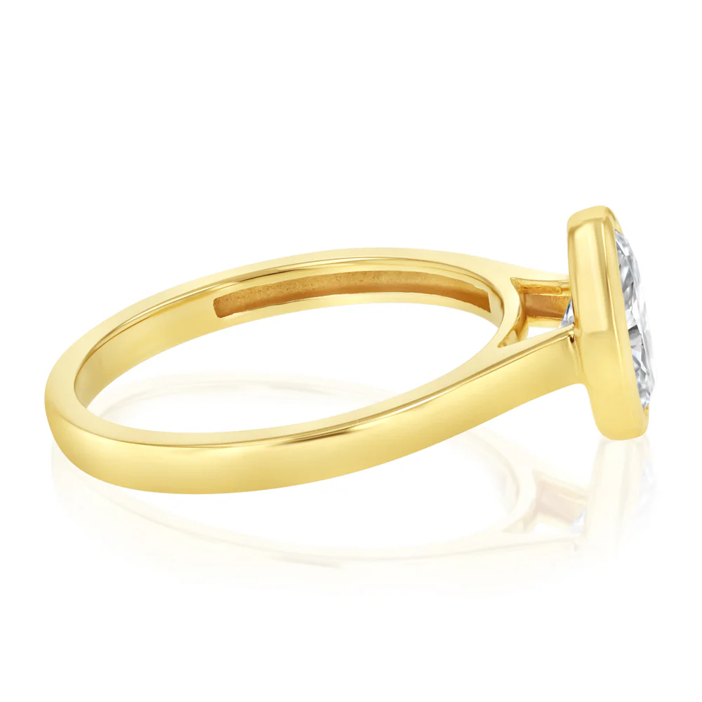 Luminesce Lab Grown 1 Carat Diamond Bezel Solitaire Ring in 9ct Yellow Gold - Image 2