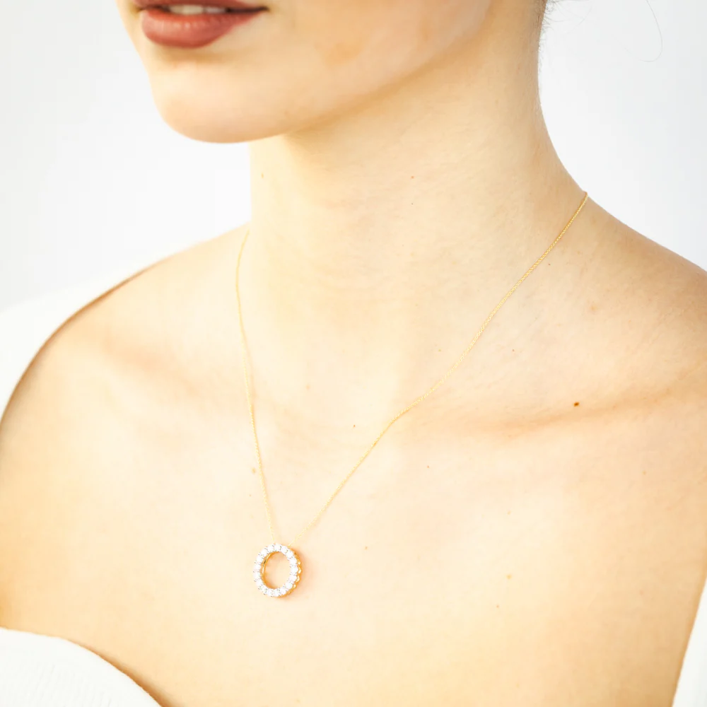 Luminesce Lab Grown 1 Carat Diamond Circle Pendant on 45cm Chain in 9ct Yellow Gold - Image 2