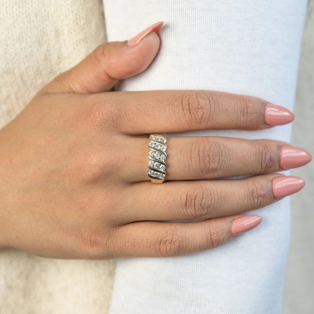 Luminesce Lab Grown 1 Carat Diamond Dress Ring in 9ct Yellow Gold - Image 4