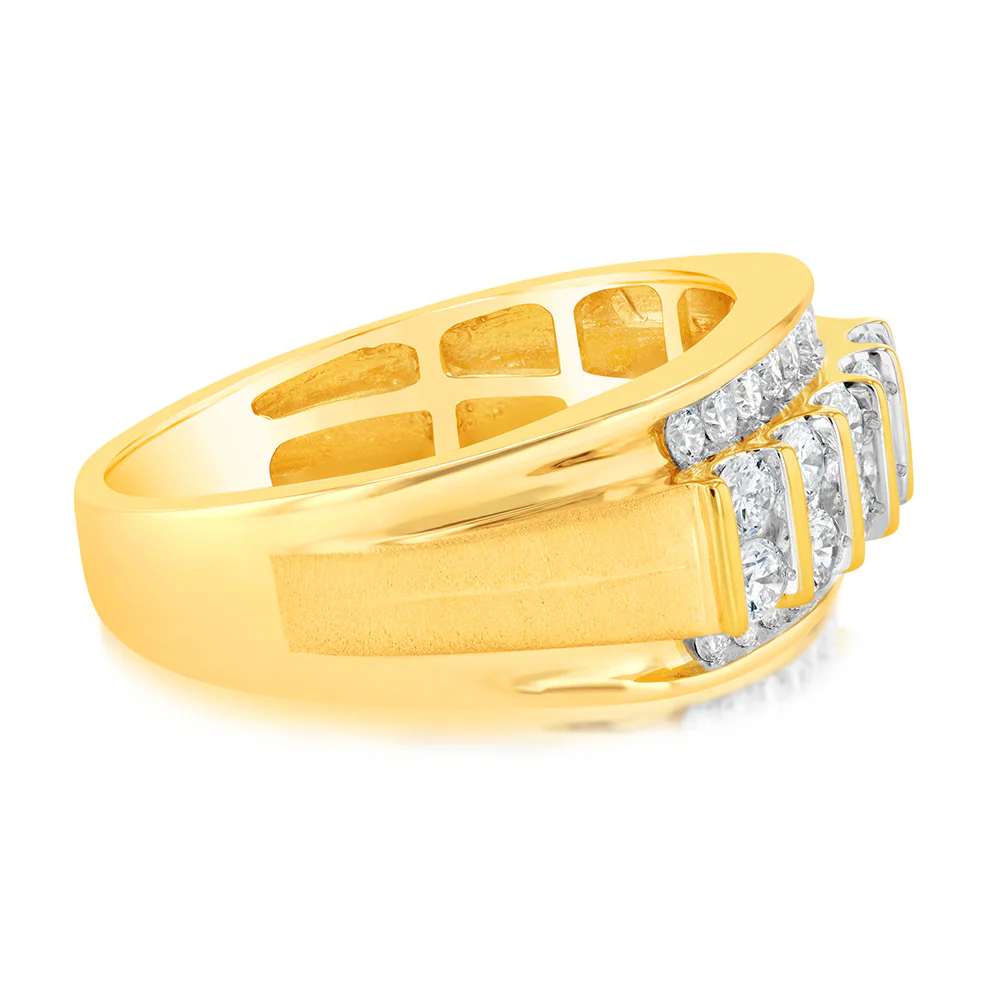 Luminesce Lab Grown 1 Carat Diamond Gents Ring in 9ct Yellow Gold - Image 2