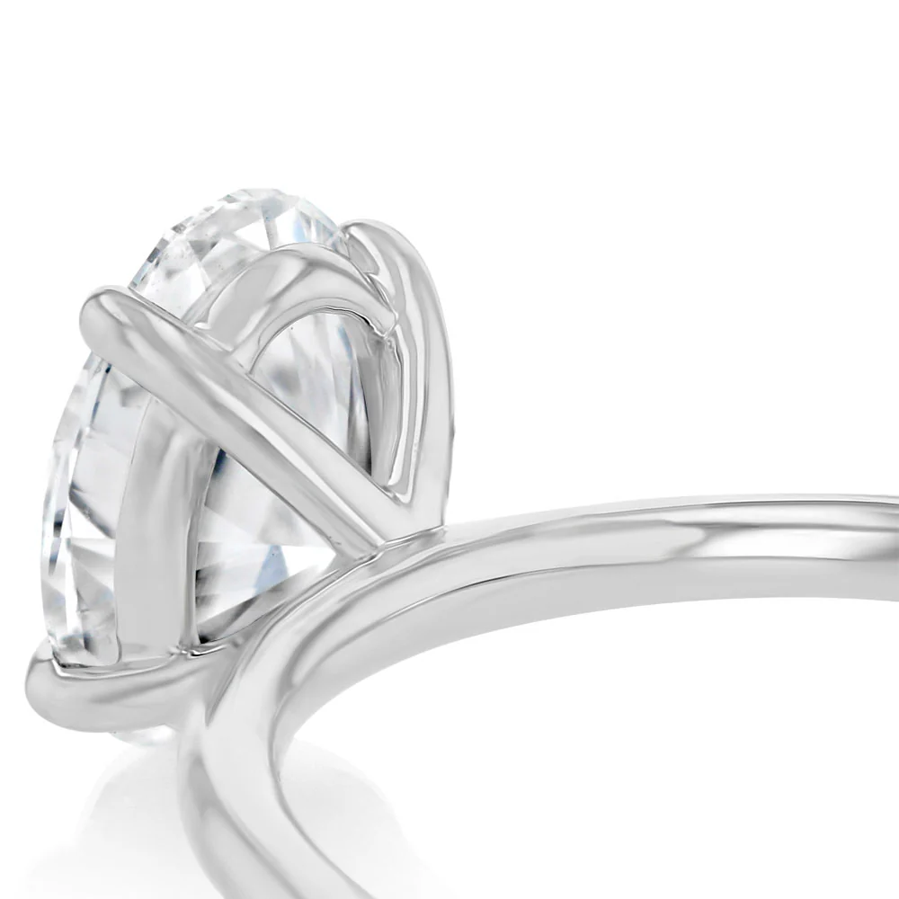 Luminesce Lab Grown 1 Carat Diamond Oval Solitaire Ring in 9ct White Gold - Image 3