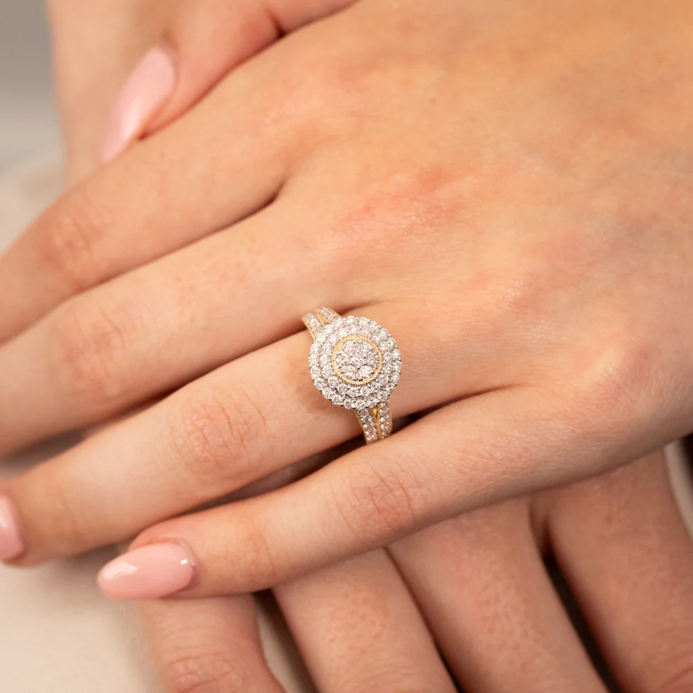 Luminesce Lab Grown 1 Carat Diamond Ring in 9ct Yellow Gold - Image 4