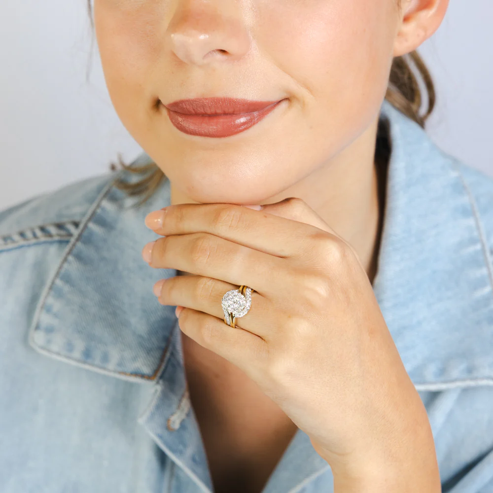Luminesce Lab Grown 1 Carat Diamond Ring in 9ct Yellow Gold - Image 4