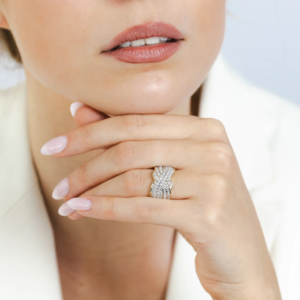 Luminesce Lab Grown 1 Carat Diamond Ring in 9ct Yellow Gold - Image 3